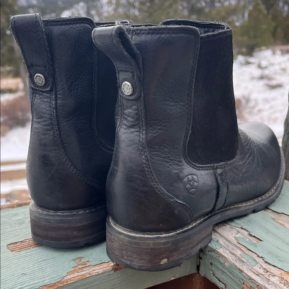 Ariat Women's Wexford Waterproof Chelsea Boot in Black Sz 9.5 B (medium width)